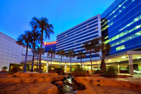 Отель Stamford Plaza Sydney Airport Hotel & Conference Centre  Сидней